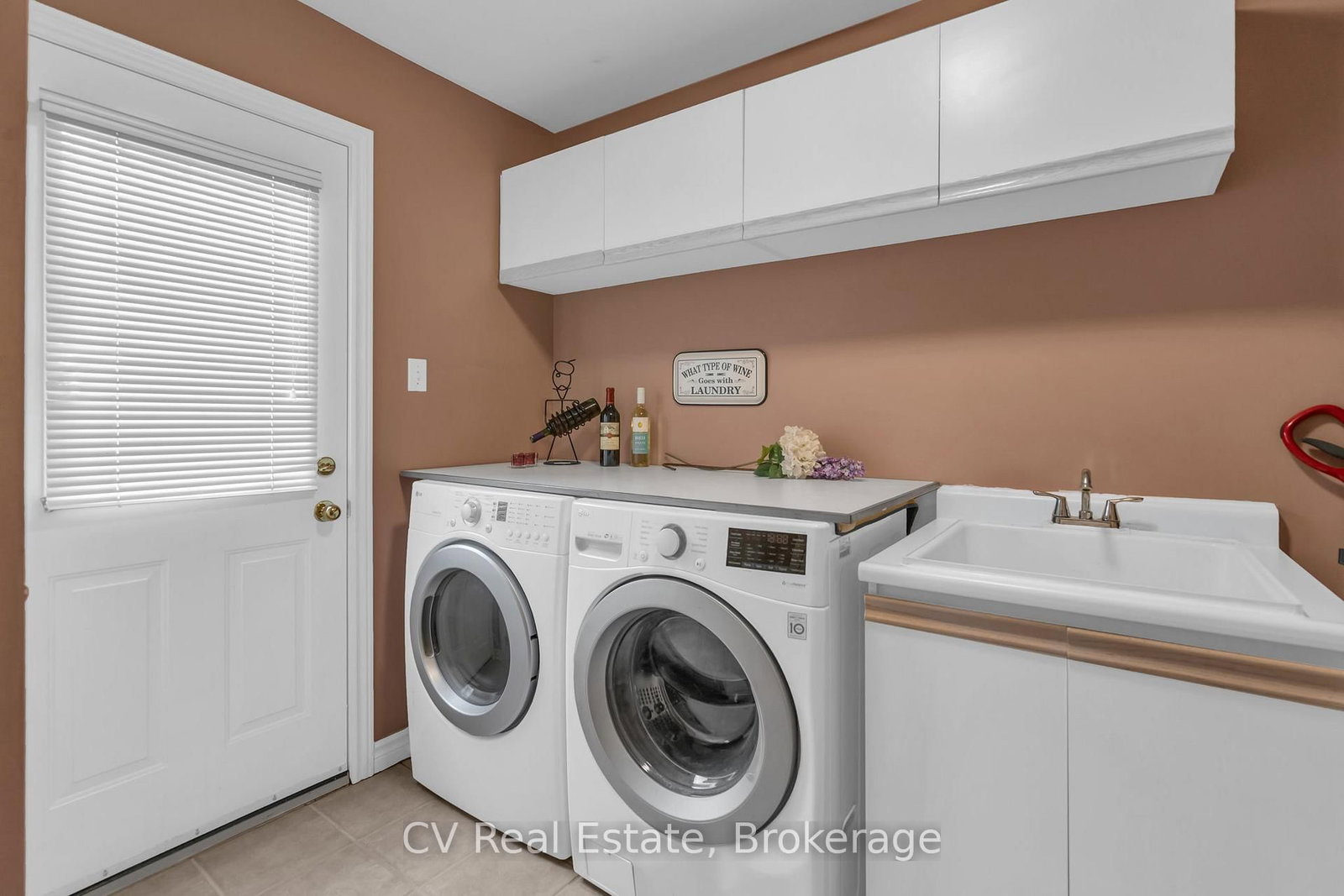 5 McCutcheon Court • Barrie, ON photo 37