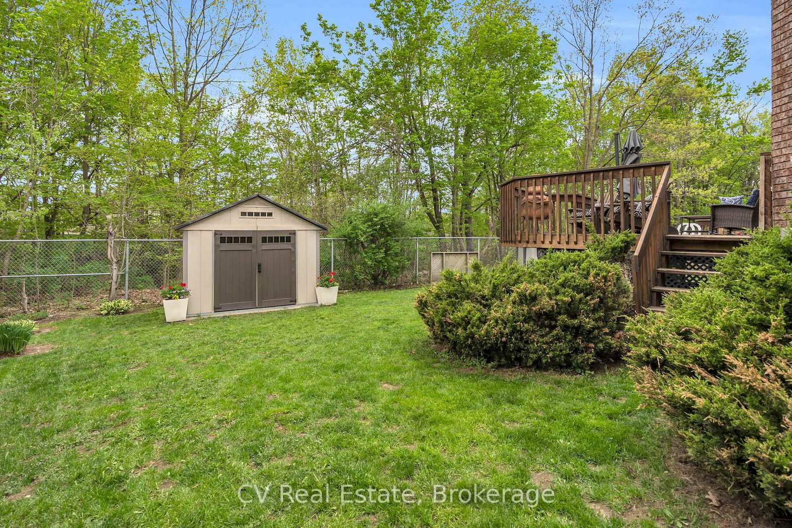 5 McCutcheon Court • Barrie, ON photo 38