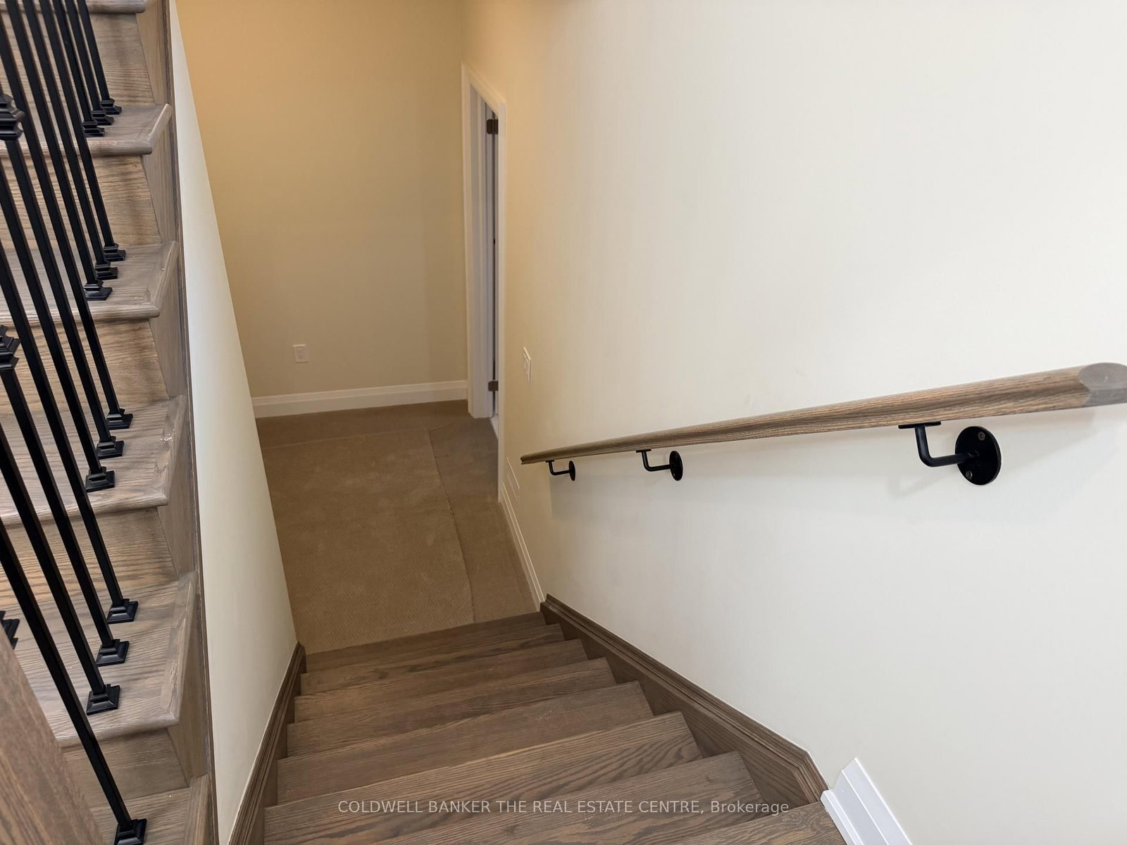 7 Pinetree Drive - Photo 24