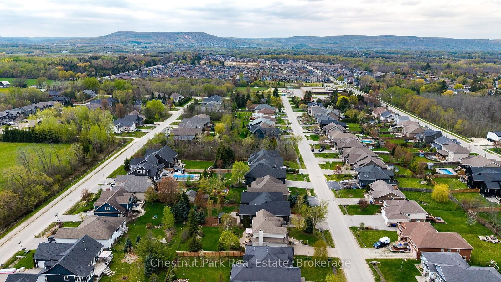 82 Stanley Street • Collingwood, ON photo 50