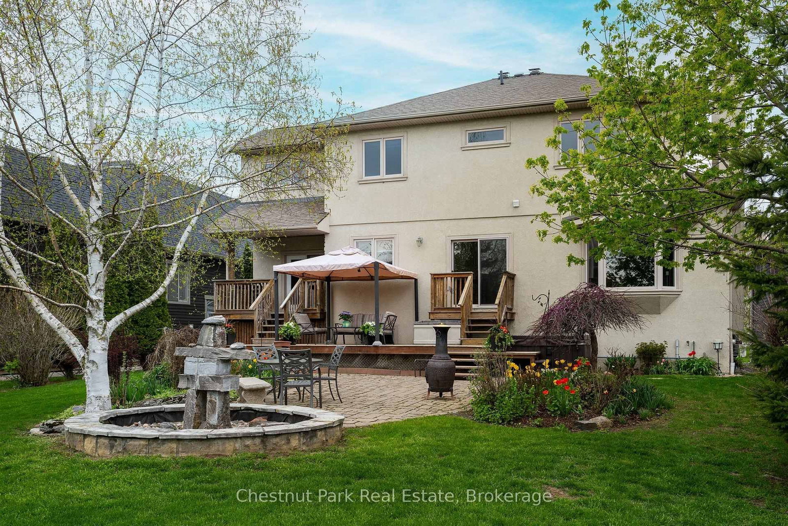 82 Stanley Street • Collingwood, ON photo 6
