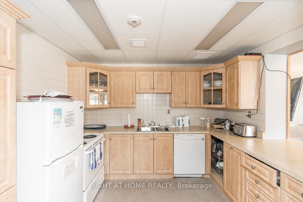 74 Ross Street • #53 • Barrie, ON photo 18
