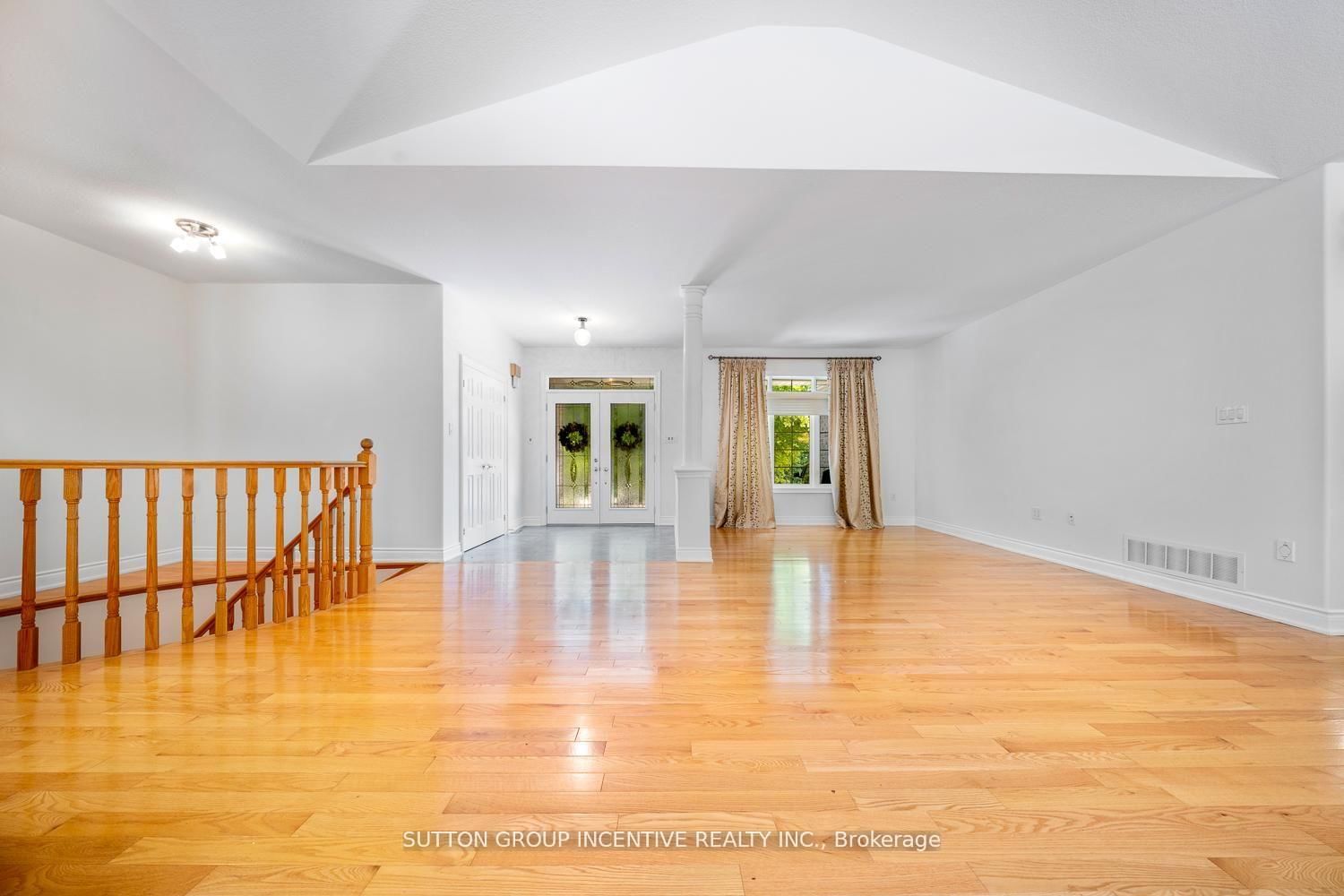 1882 Providence Lane • Severn, ON photo 6