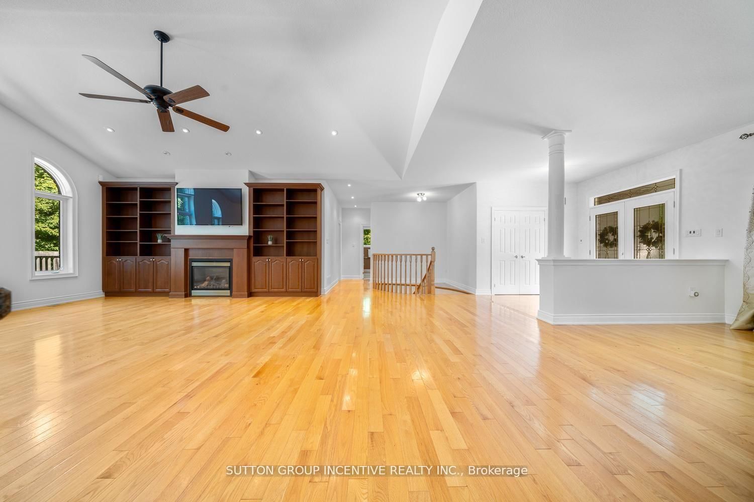 1882 Providence Lane • Severn, ON photo 9