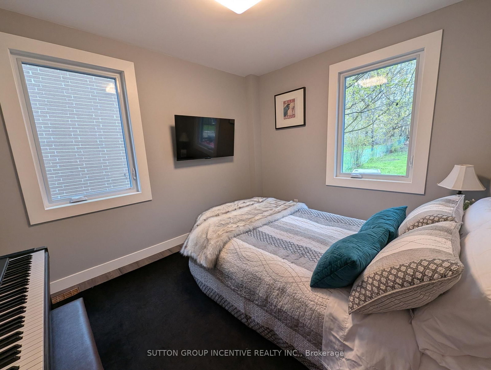295 Queen Street • Midland, ON photo 18
