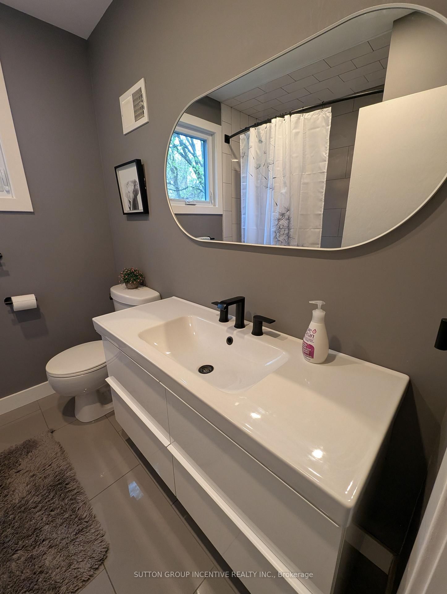 295 Queen Street • Midland, ON photo 22