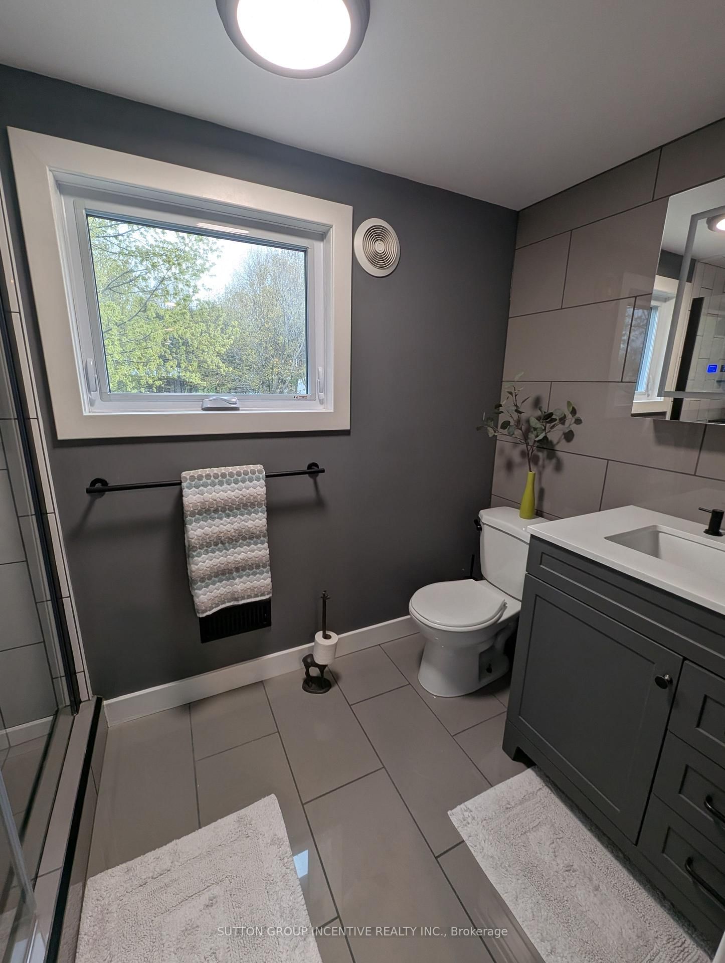 295 Queen Street • Midland, ON photo 28