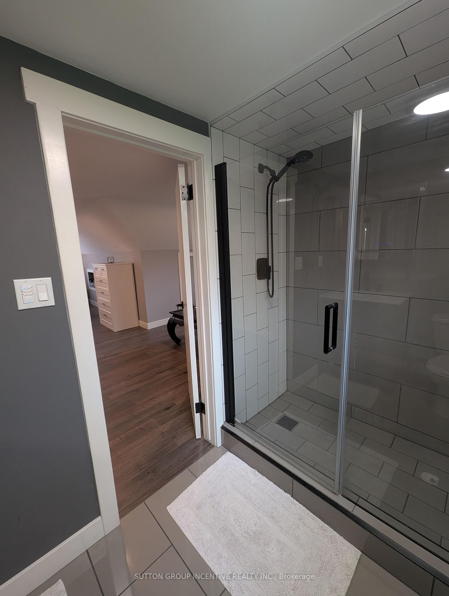 295 Queen Street • Midland, ON photo 30