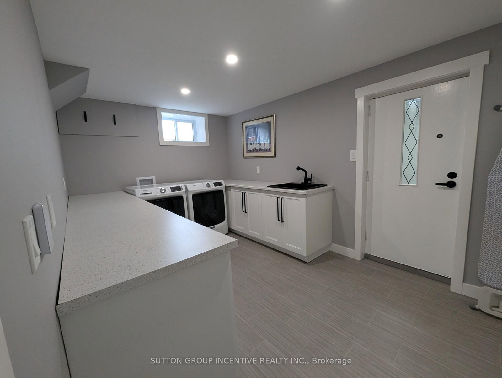 295 Queen Street • Midland, ON photo 39