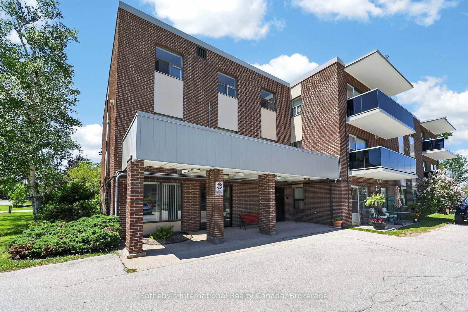173 EIGHTH Street • #101 • Collingwood, ON photo 3