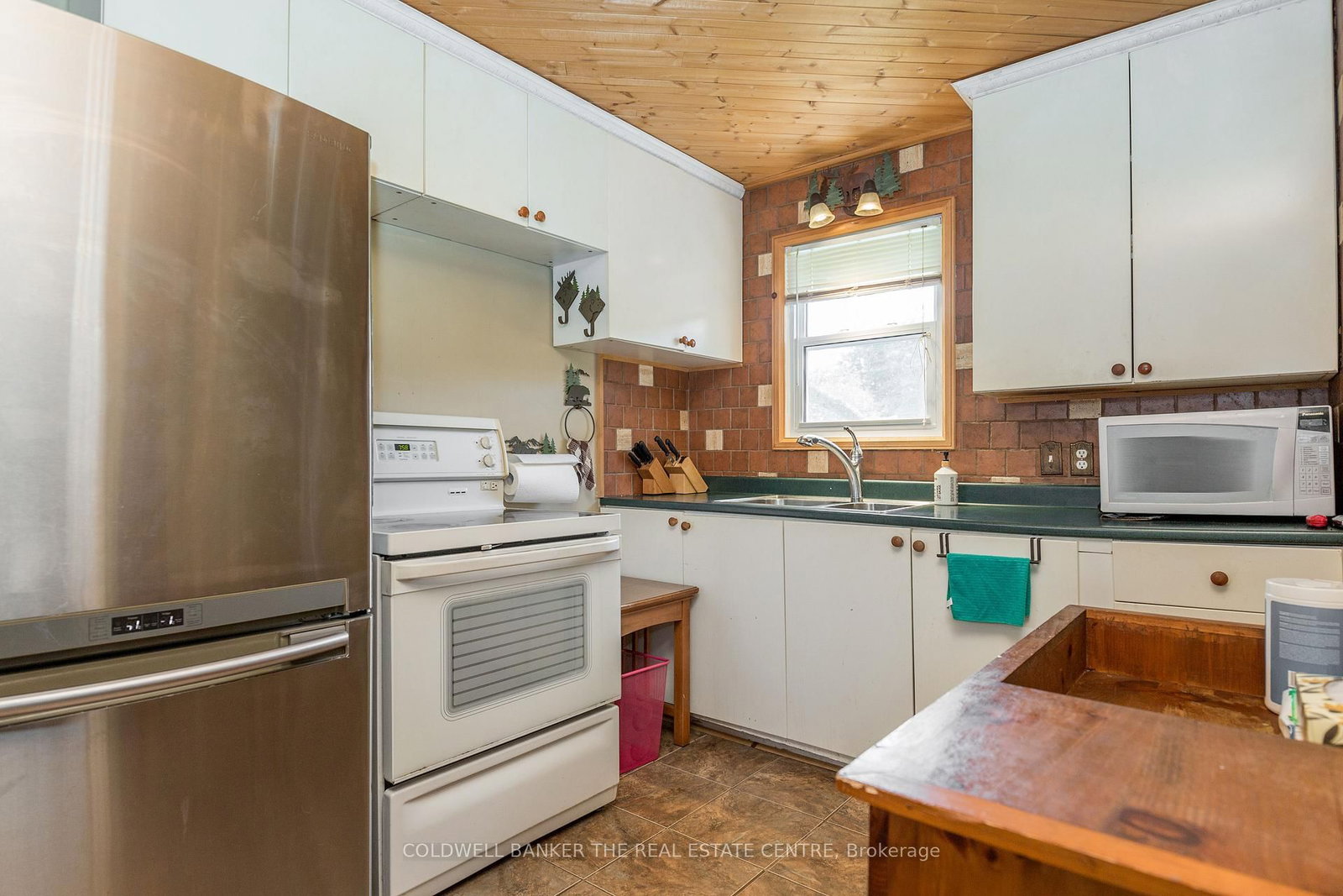 121 Maskinonge Road • Tay, ON photo 8