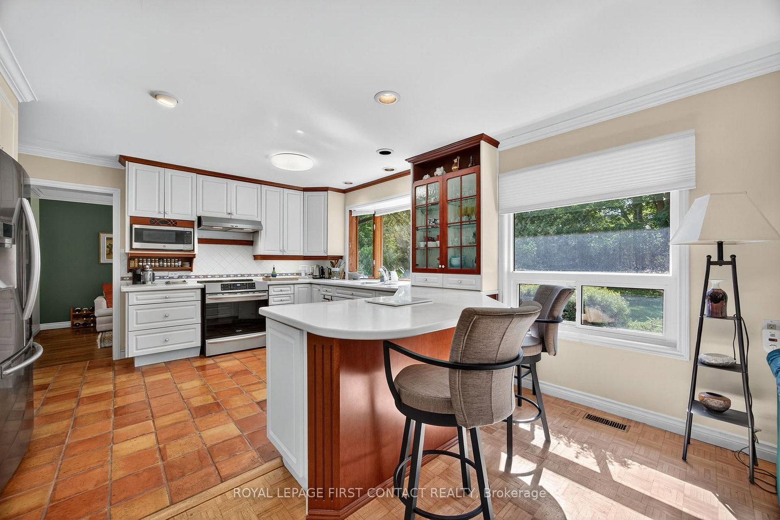 7 Maplecrest Road • Springwater, ON photo 17