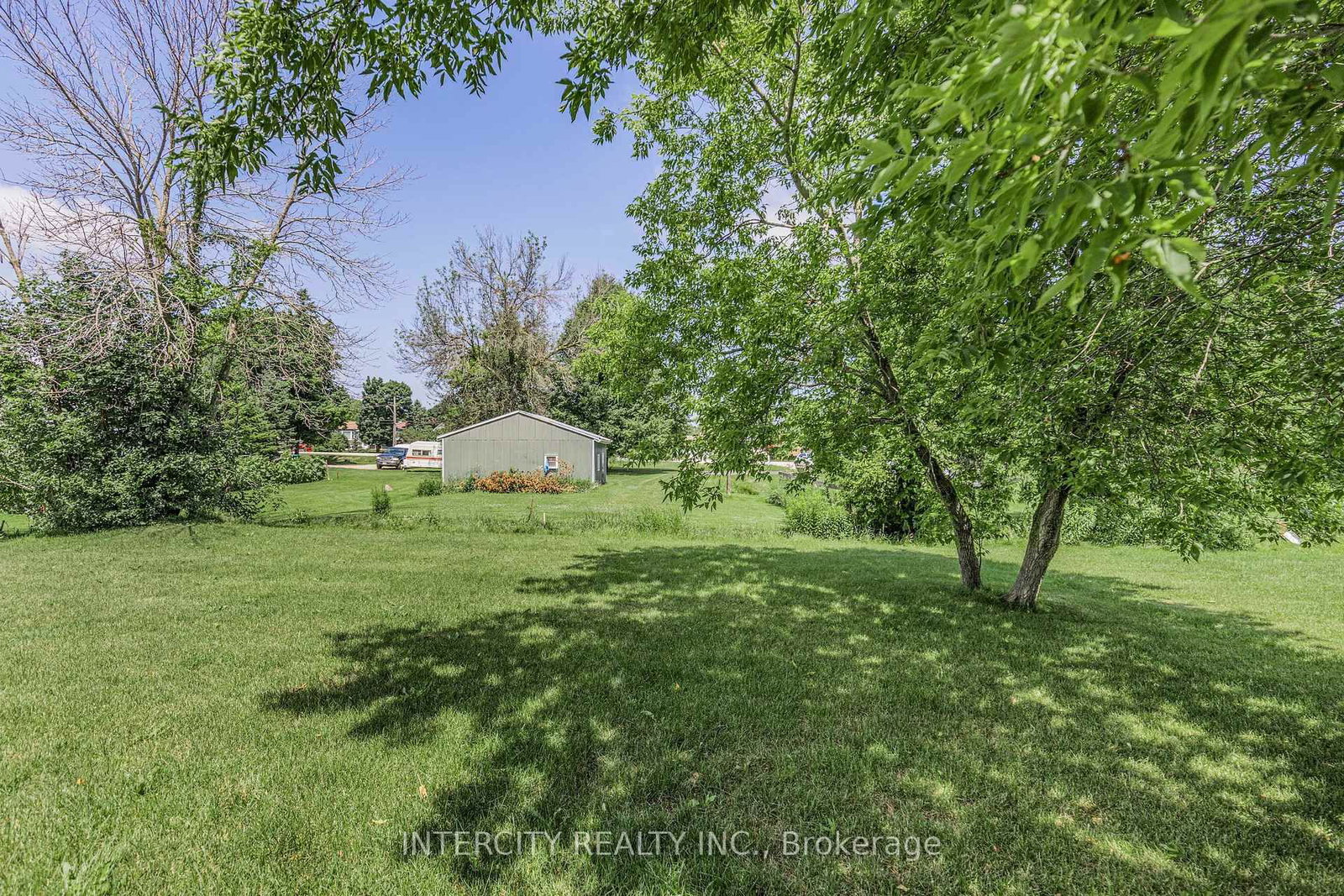 327 Quebec Street • Clearview, ON photo 37