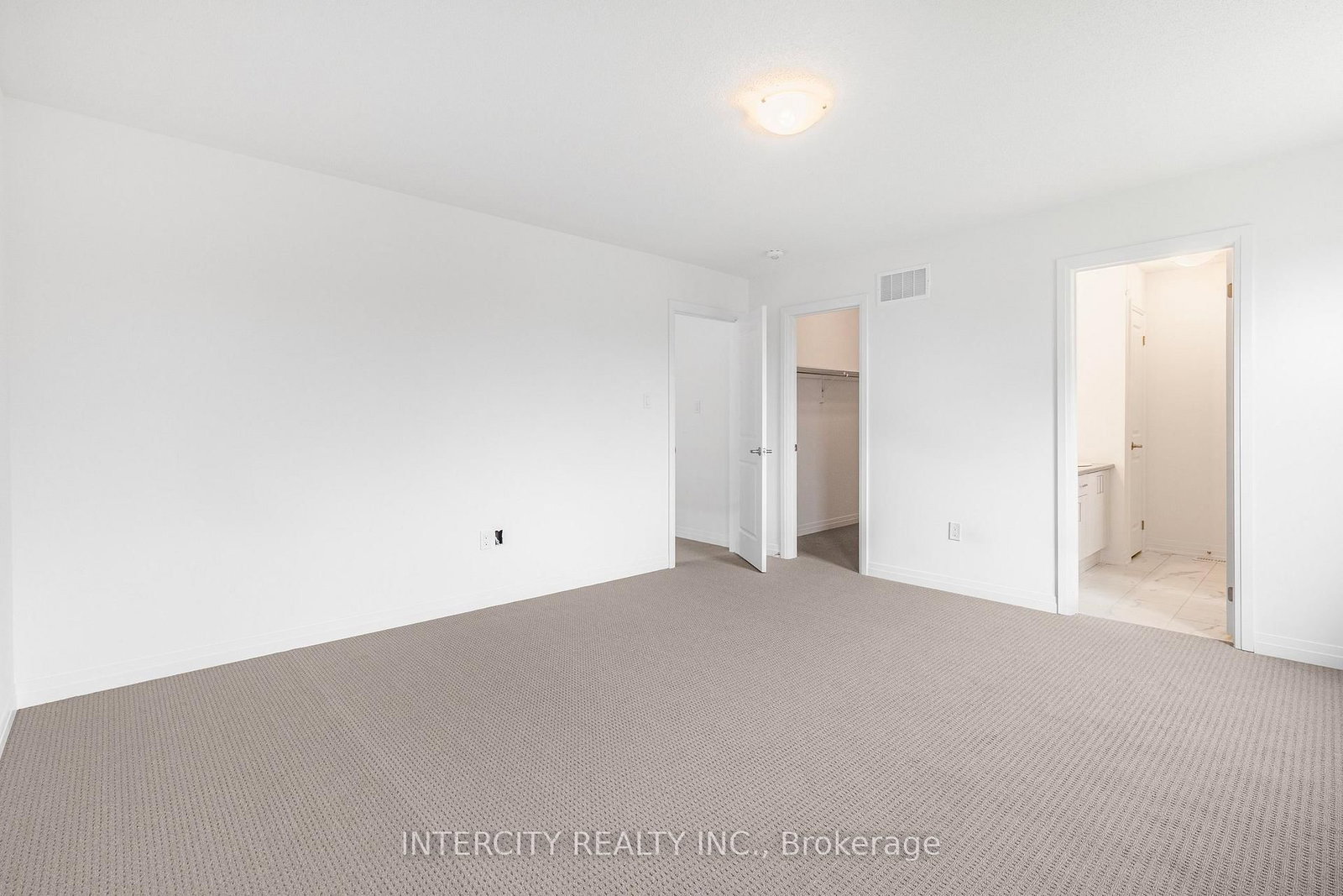345 Quebec Street • Clearview, ON photo 16