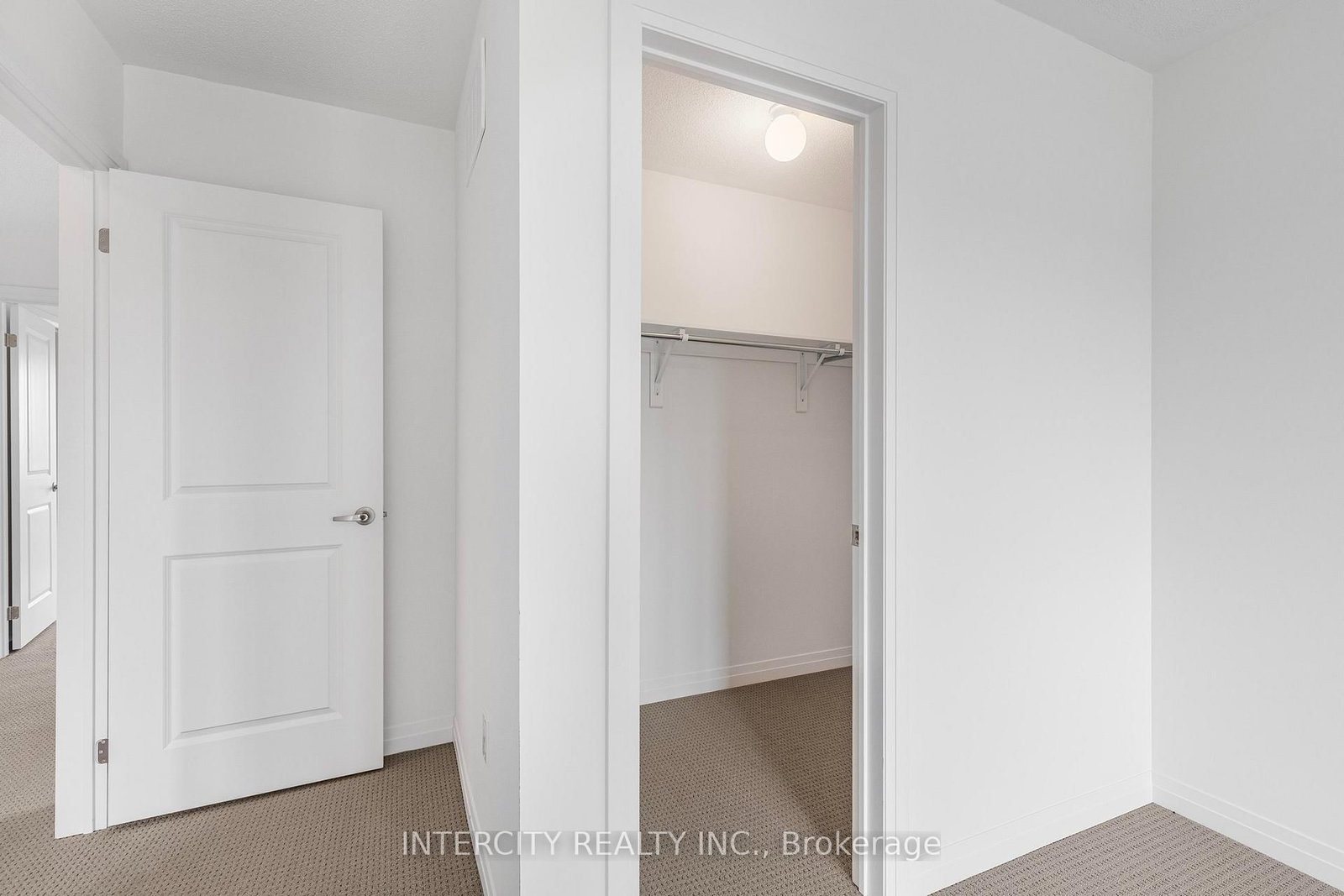 345 Quebec Street • Clearview, ON photo 27