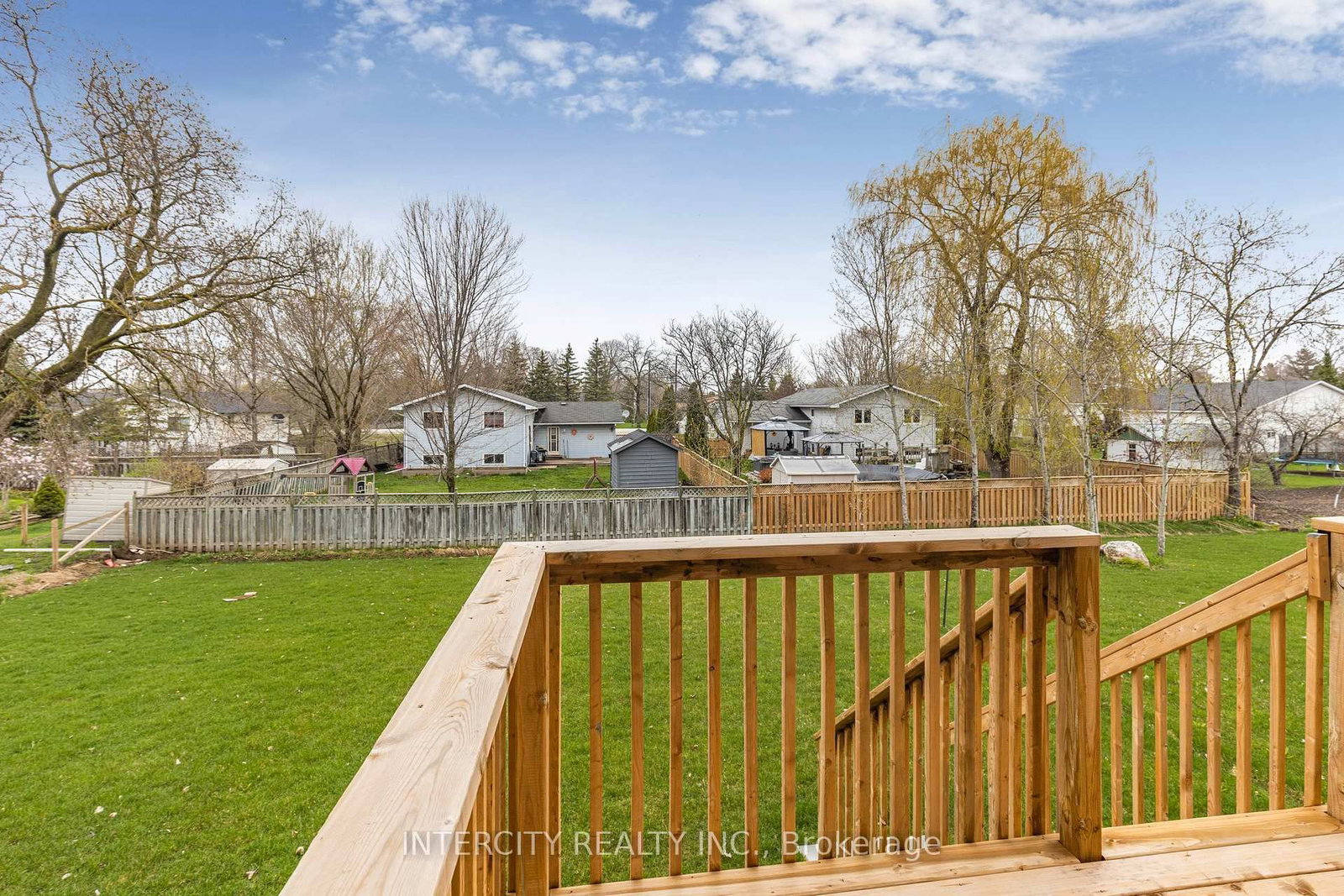 345 Quebec Street • Clearview, ON photo 35