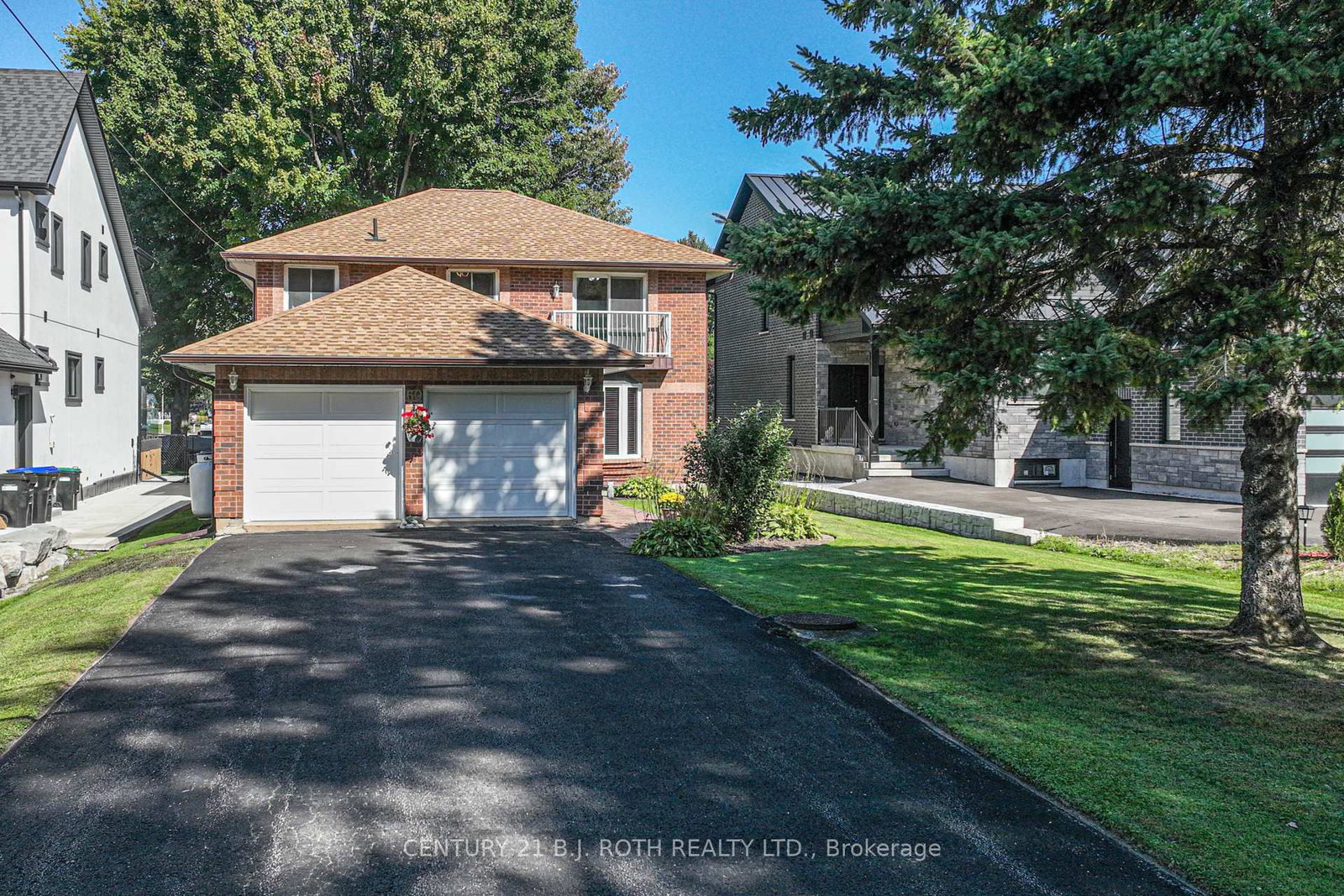 Detached House for sale at 60 Simcoe Road, Ramara, Ontario, L0K 1B0 - Brechin - MLS: S13165646
