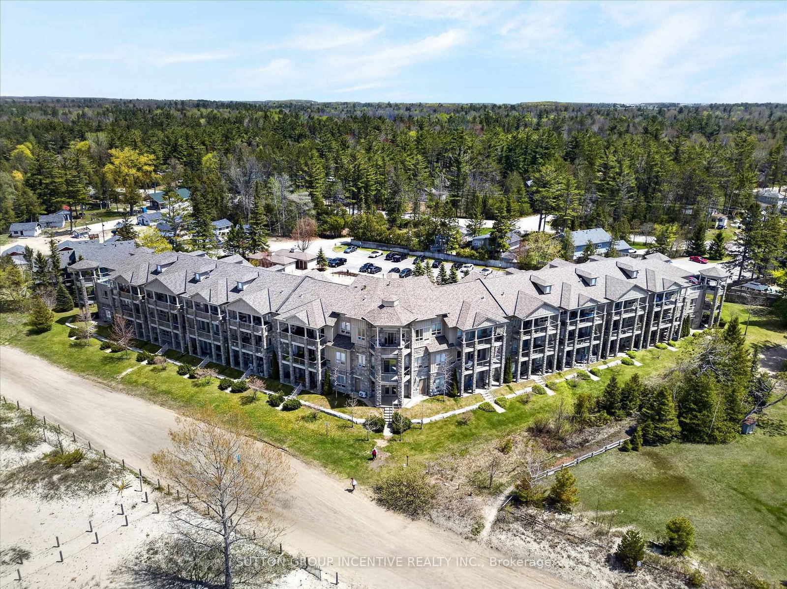 764 River Road E • #209 • Wasaga Beach, ON photo 43