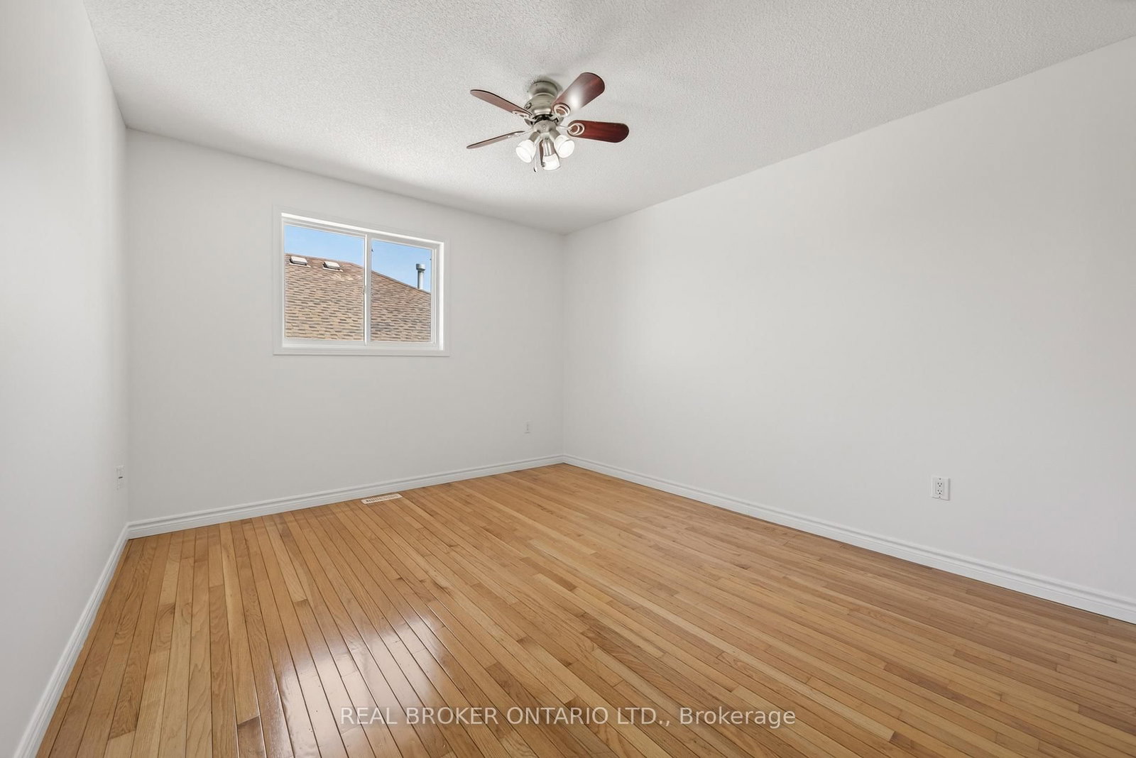 198 Columbia Road • Barrie, ON photo 15