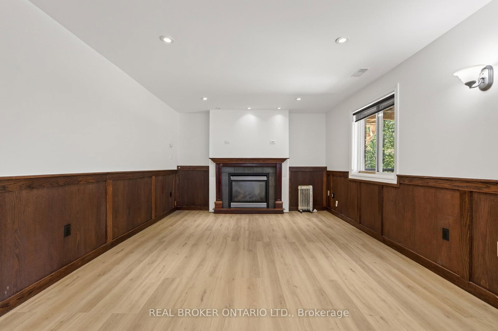 198 Columbia Road • Barrie, ON photo 42