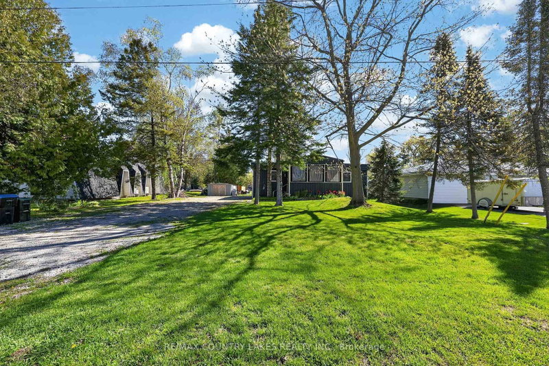 19 Poplar Crescent
