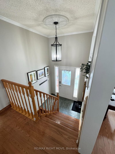 15 Watson Court • Orillia, ON photo 3