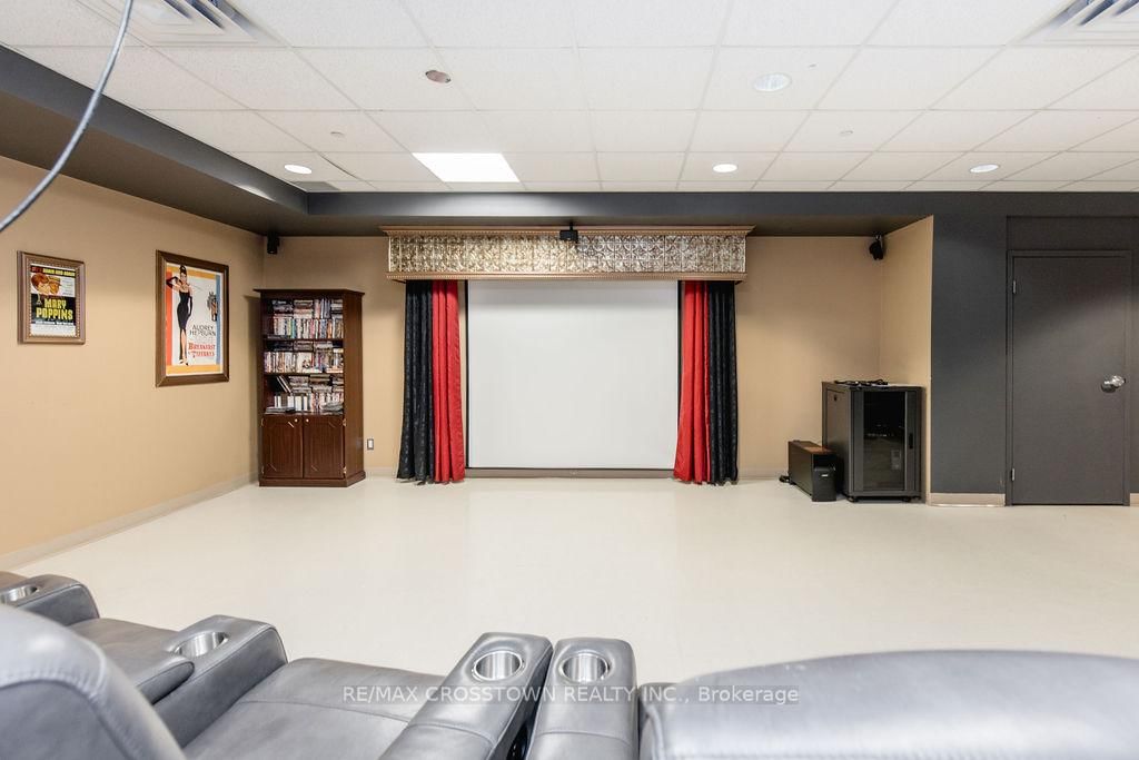 74 Ross Street • #44 • Barrie, ON photo 38