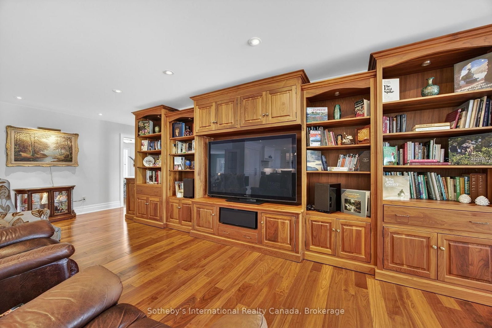 1036 River Road E • Wasaga Beach, ON photo 18