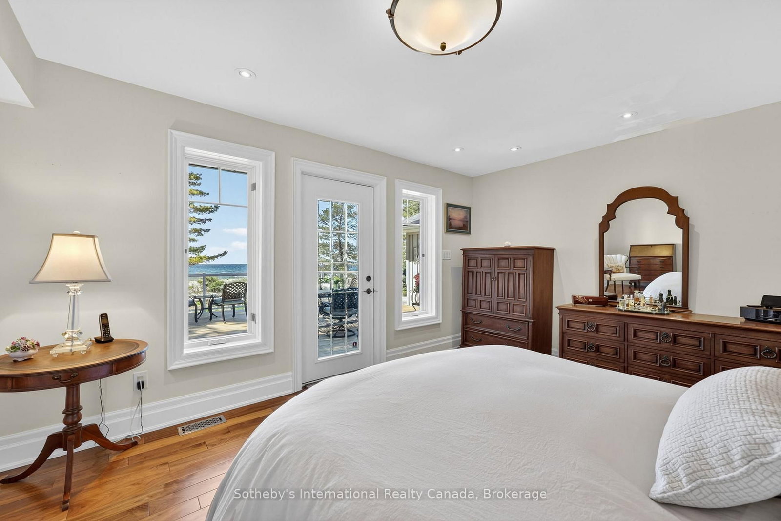 1036 River Road E • Wasaga Beach, ON photo 36