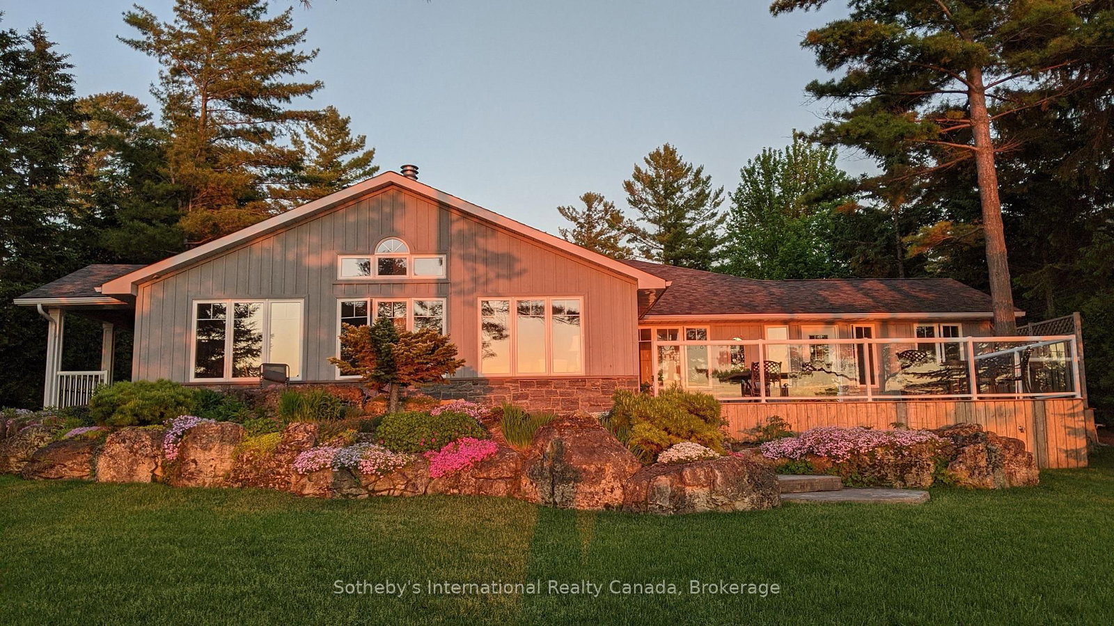 1036 River Road E • Wasaga Beach, ON photo 5