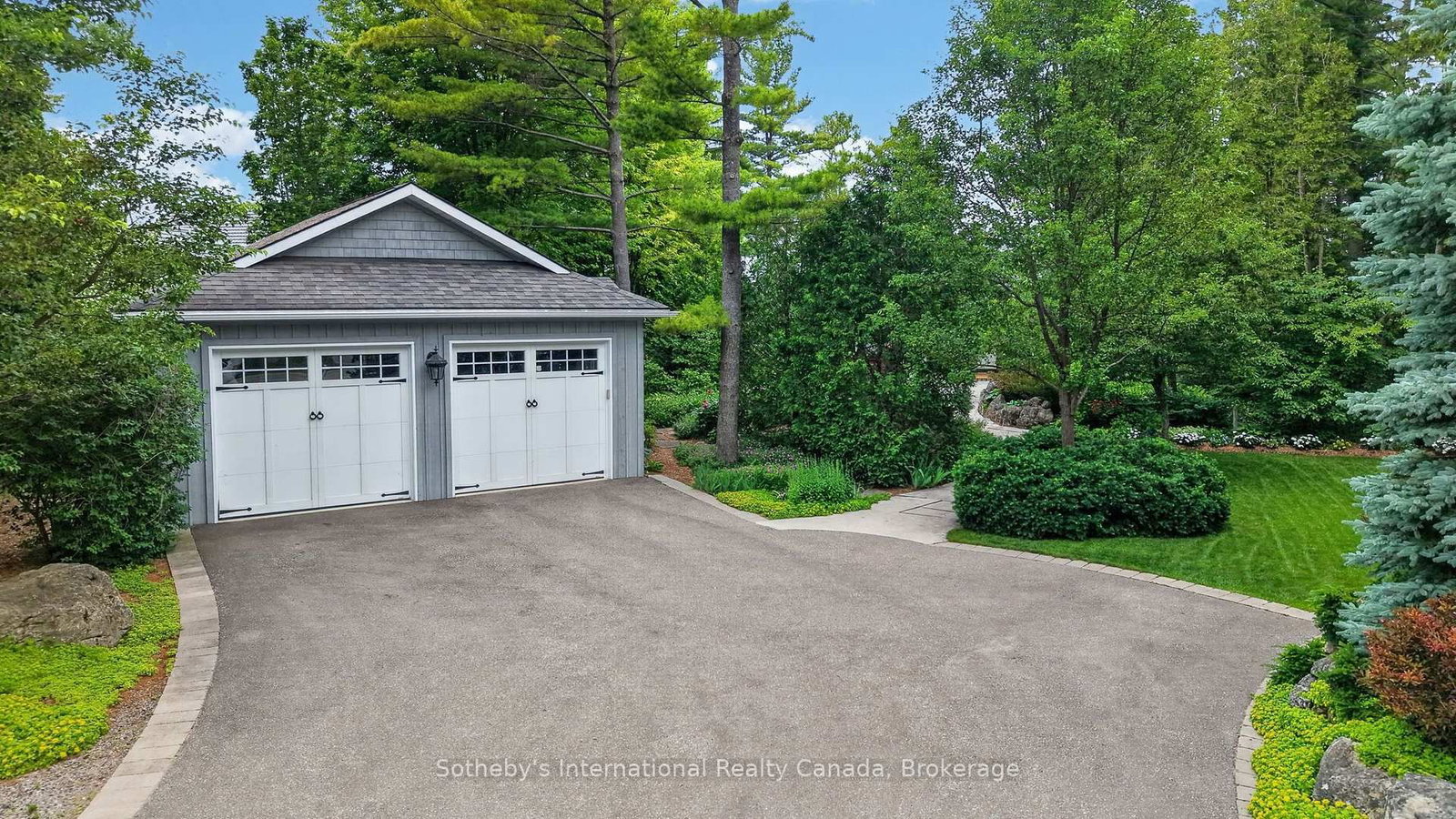 1036 River Road E • Wasaga Beach, ON photo 6