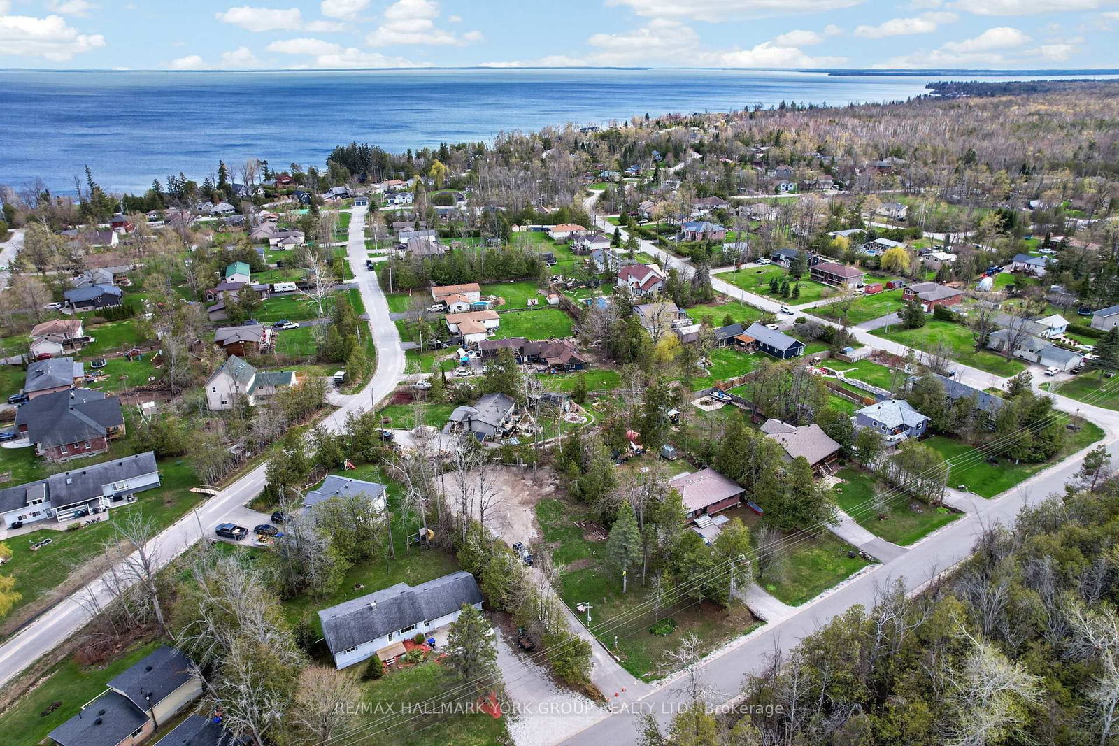 197 Kennedy Avenue • Oro-Medonte, ON photo 8
