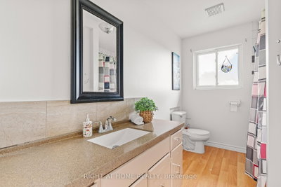 5896 Sunnidale Concession 5 Road • Clearview, ON photo 9