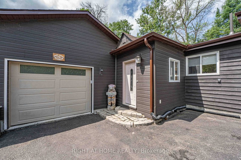 5171 Severn Pines Crescent