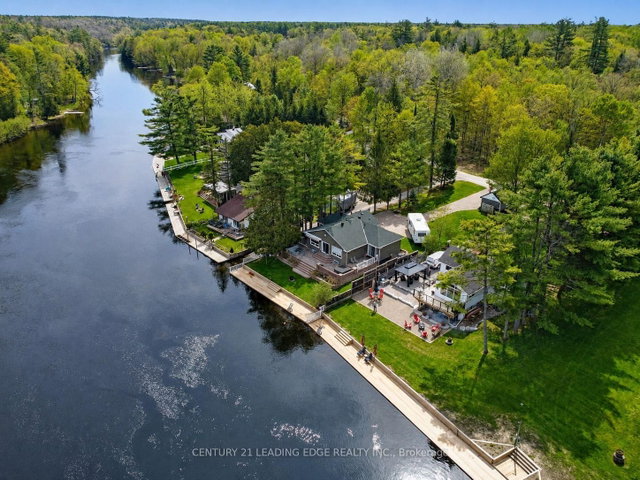 2996 Moynes Road