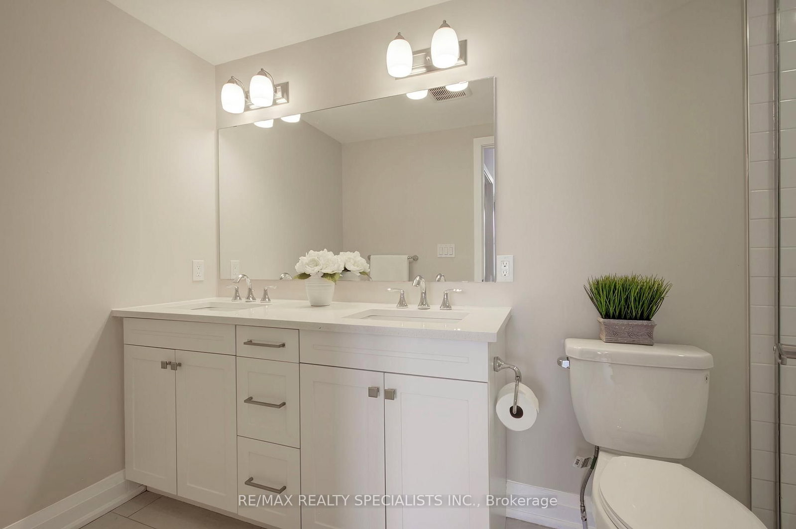 9 Discovery Trail • Midland, ON photo 18