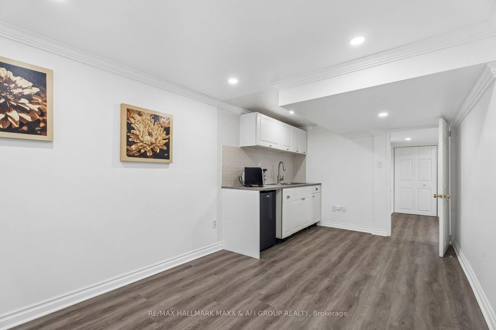 11 Charlotte Court • Barrie, ON photo 36