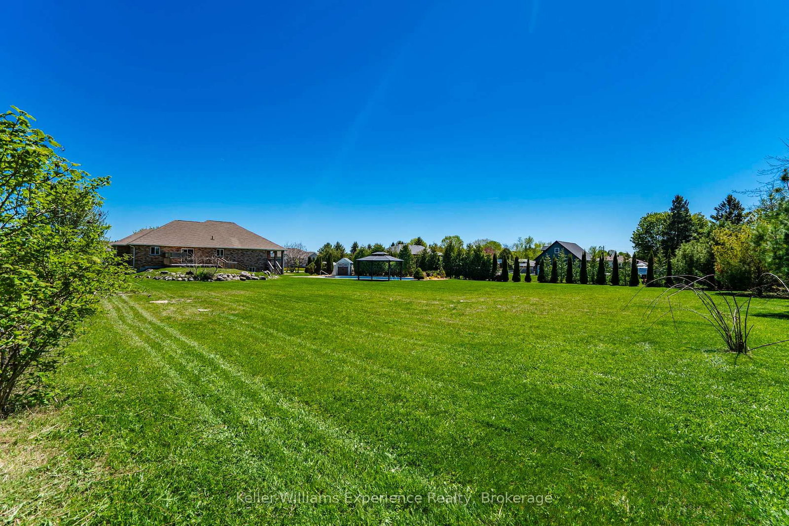 26 Lynn Street • Tiny, ON photo 39