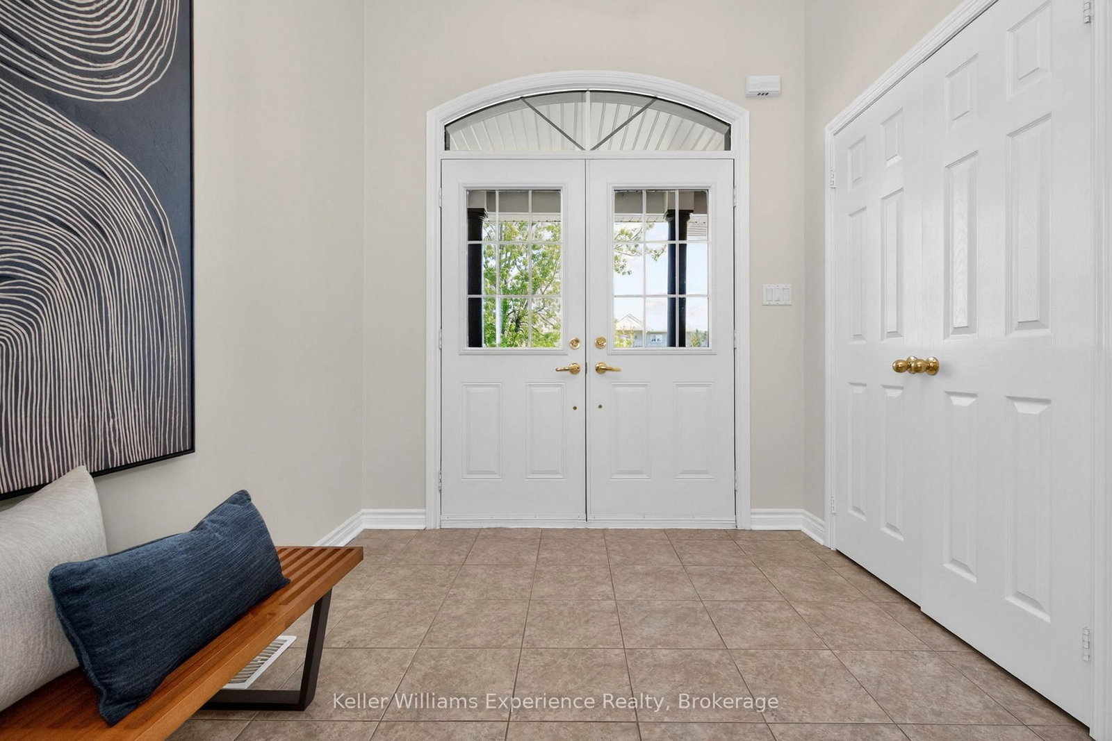 26 Lynn Street • Tiny, ON photo 6
