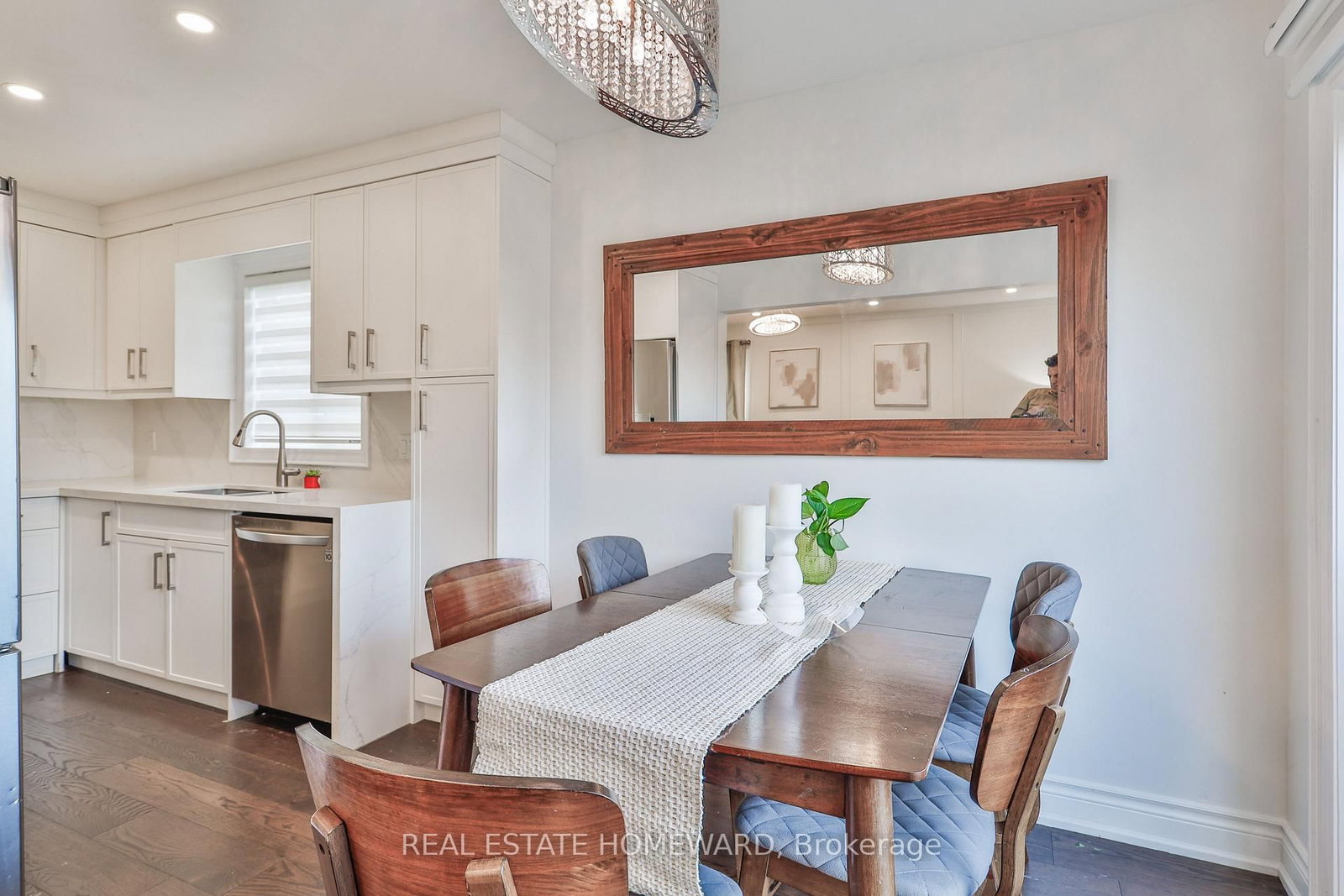 20 MASTERS Drive • Barrie, ON photo 12