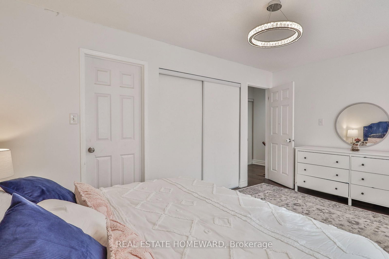 20 MASTERS Drive • Barrie, ON photo 19