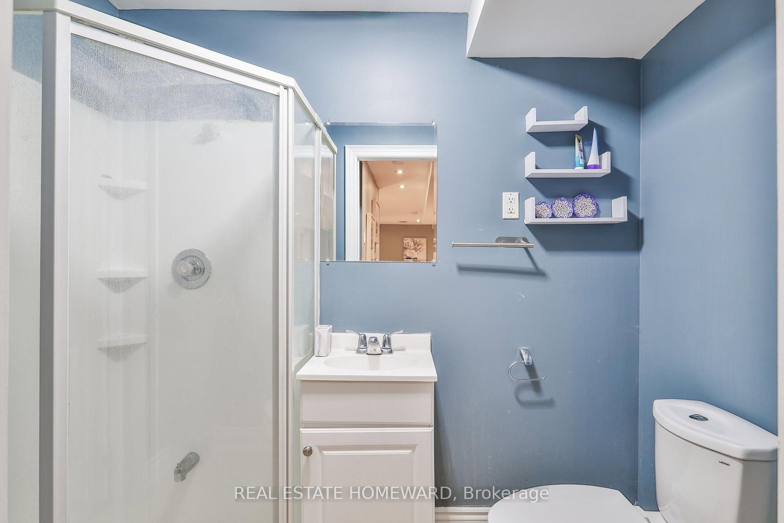 20 MASTERS Drive • Barrie, ON photo 32