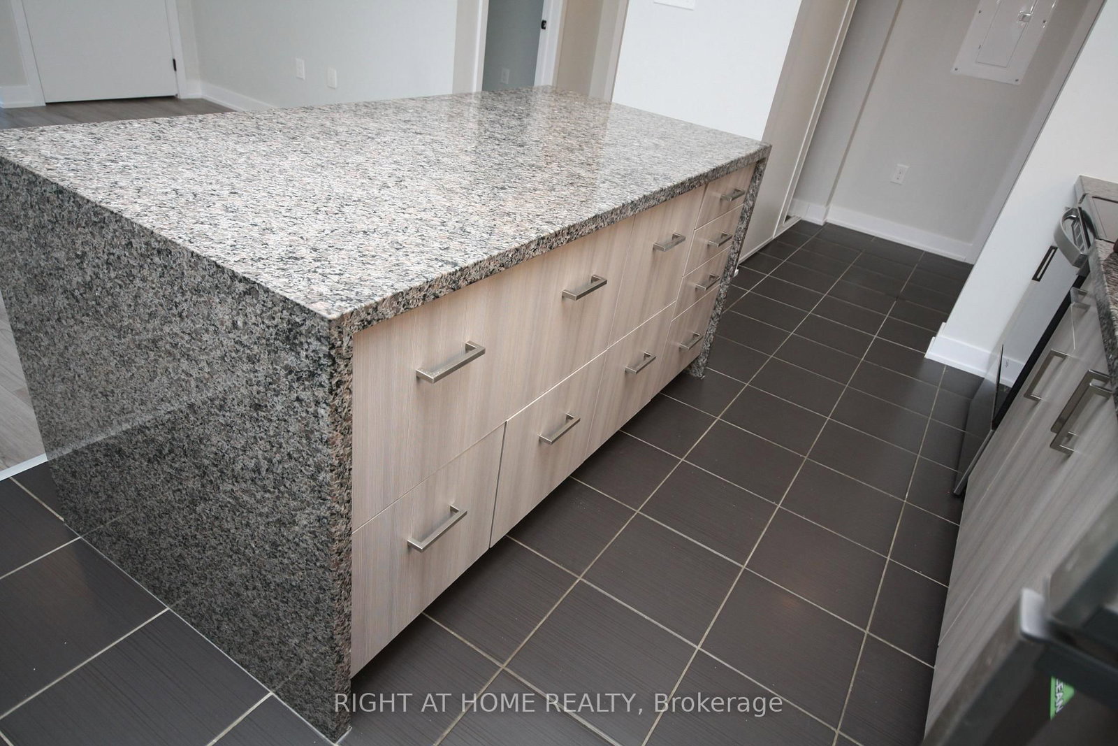 5 Chef Lane • #108 • Barrie, ON photo 13