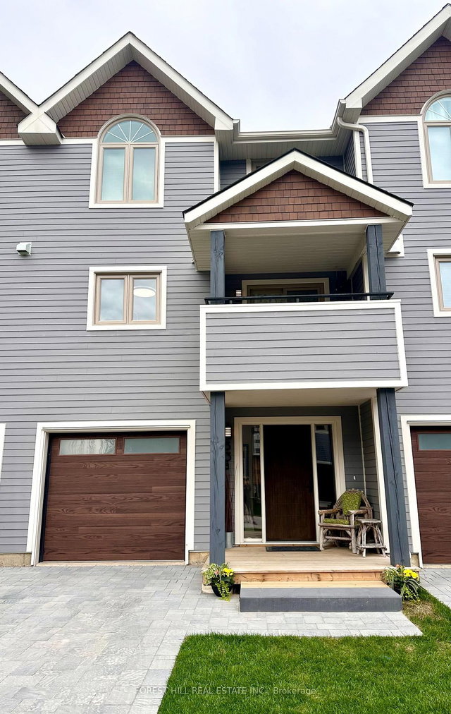 12 - 53 Lighthouse Lane W