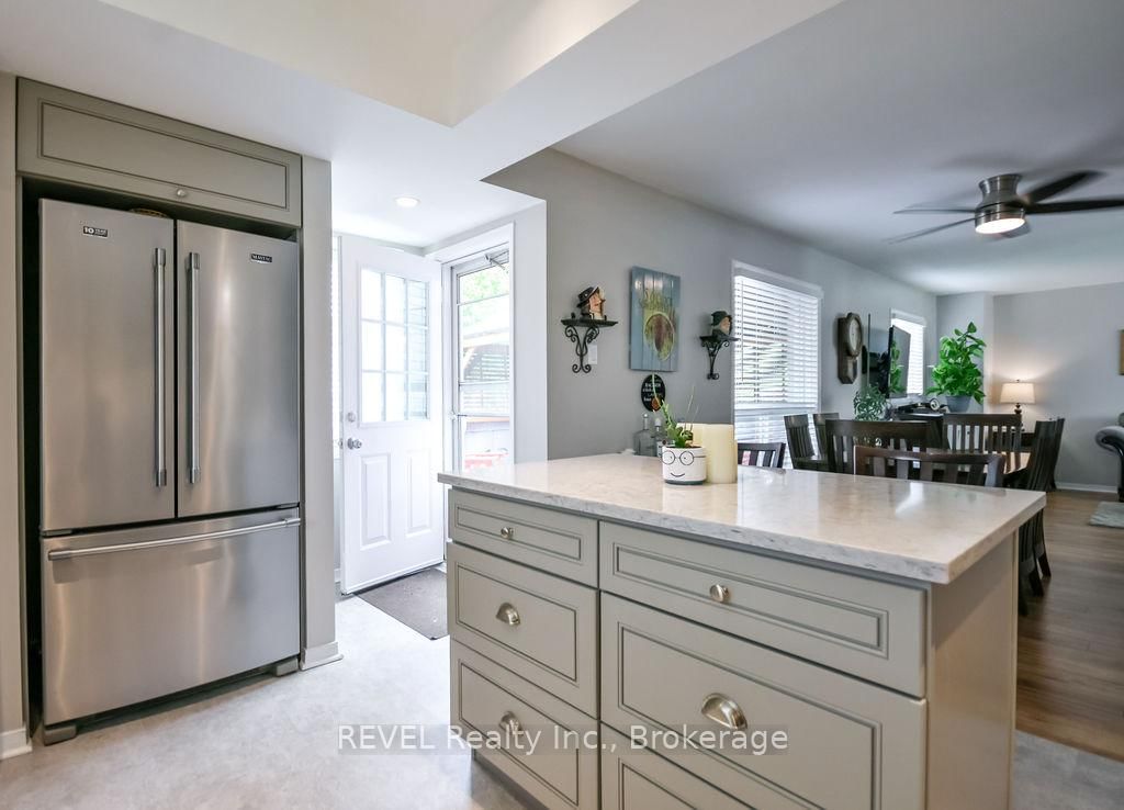 179 Luckport Crescent • Midland, ON photo 11