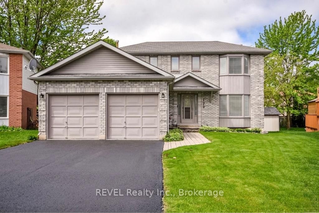 179 Luckport Crescent • Midland, ON photo 2