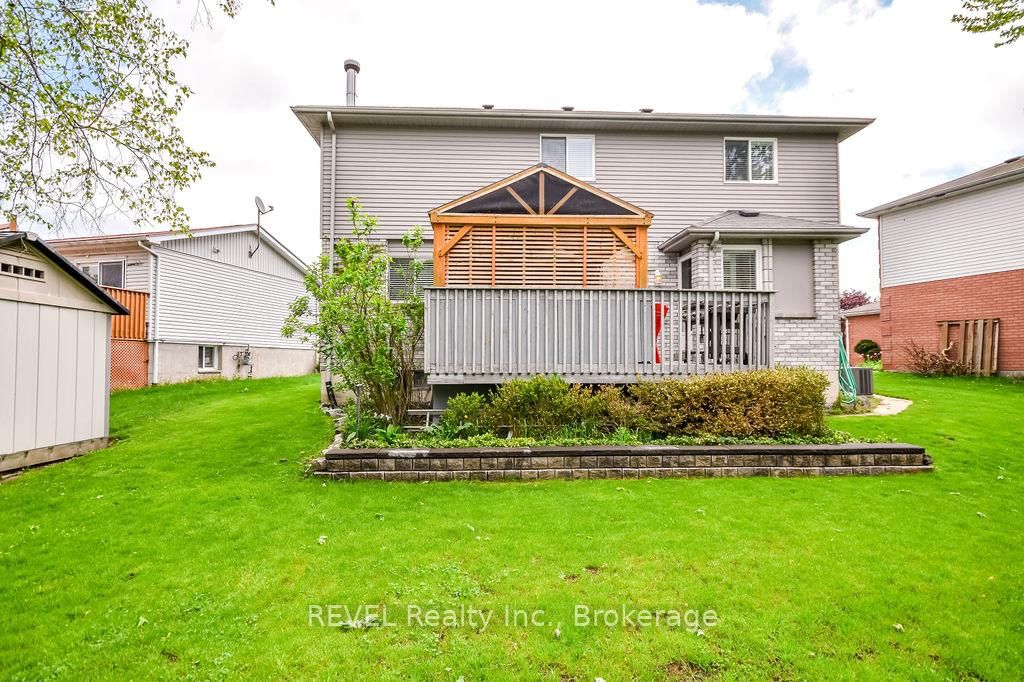 179 Luckport Crescent • Midland, ON photo 37