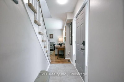 179 Luckport Crescent • Midland, ON photo 5