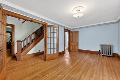 202 Bradford Street • Barrie, ON photo 6