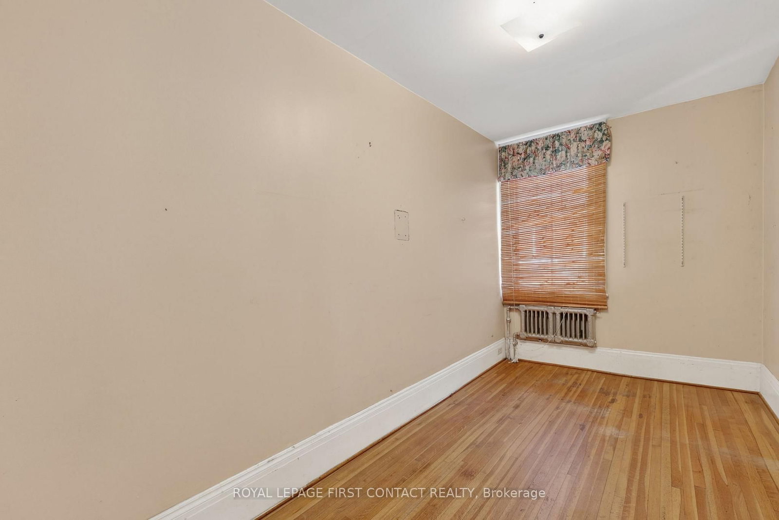202 Bradford Street • Barrie, ON photo 8